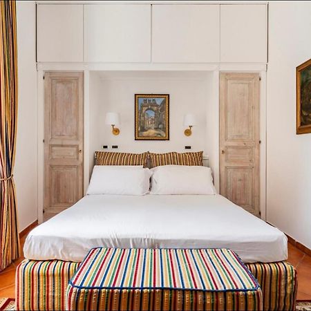 Hotel Fori Imperiali Luxe Mansion Roma Exterior foto